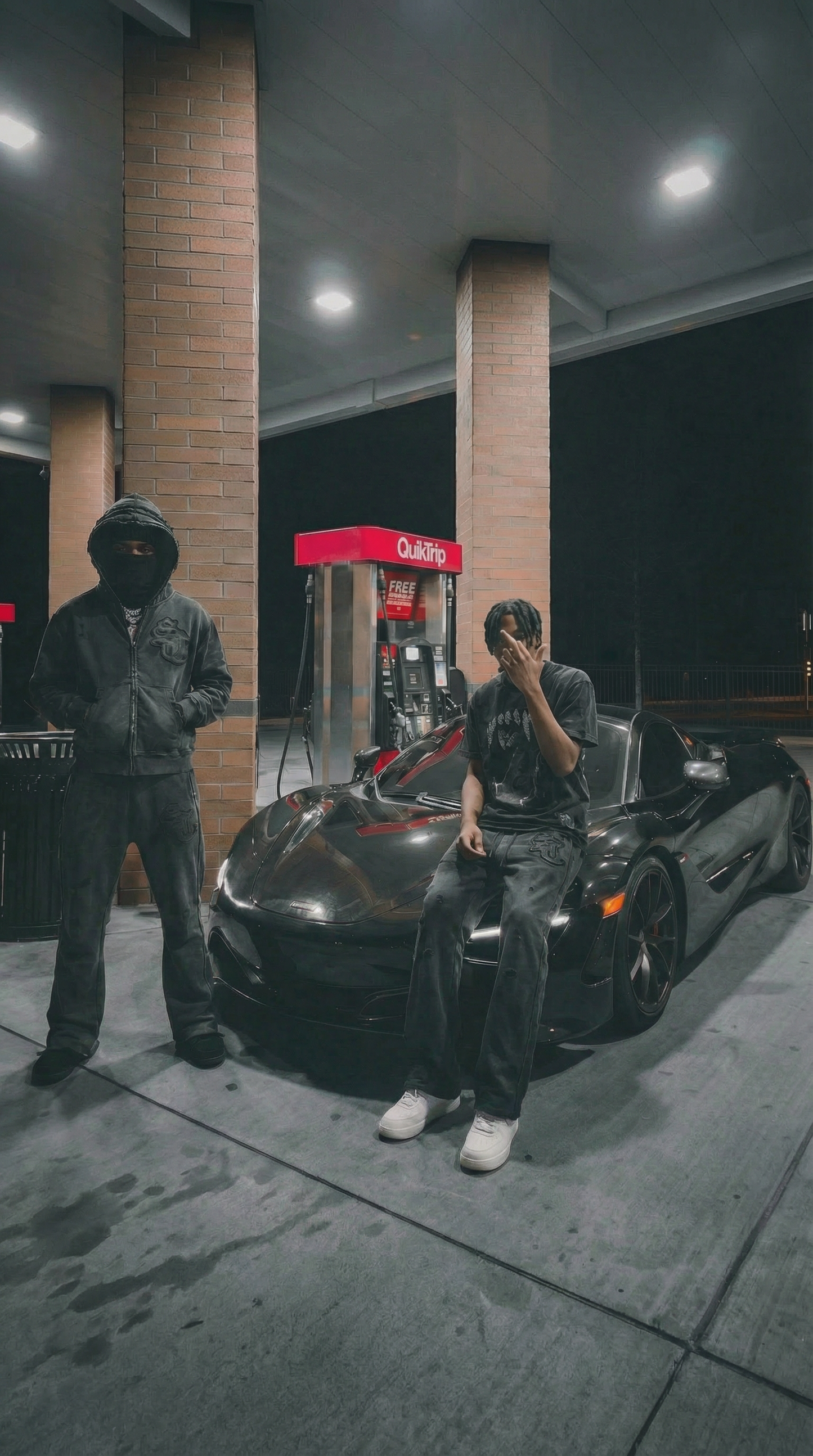 EXTREME DISTRESSED KAIA TOP