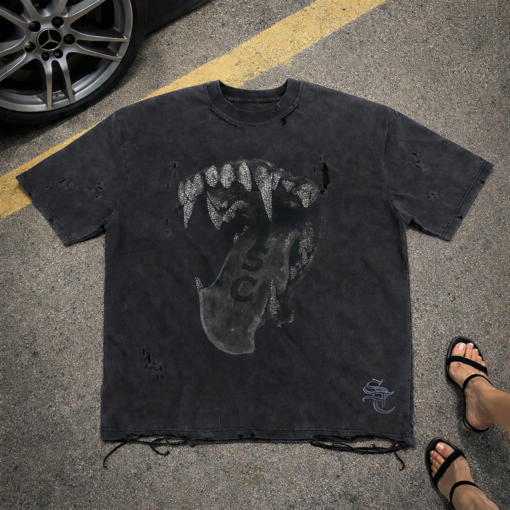 EXTREME DISTRESSED KAIA TOP